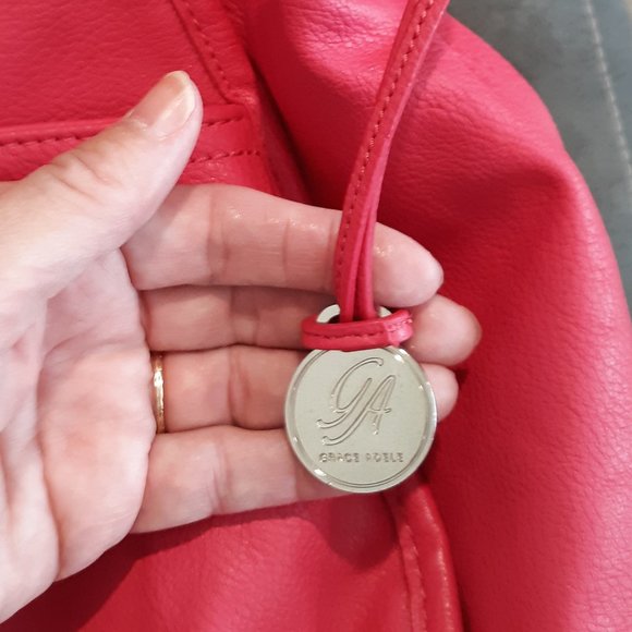 Grace Adelle Shoulder Bag Purse with Clear Make-up Bag & Bag in Barbiecore Pink - Picture 2 of 8